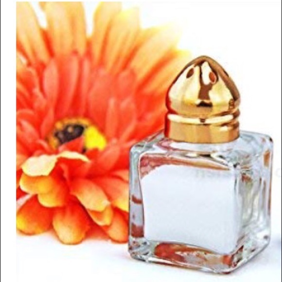 Other - Salt & pepper shakers